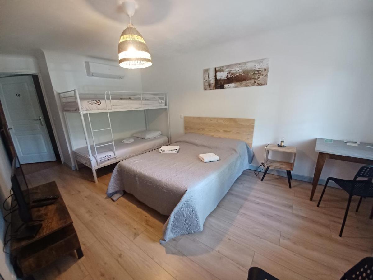 Le Grand Hotel Aups Luaran gambar